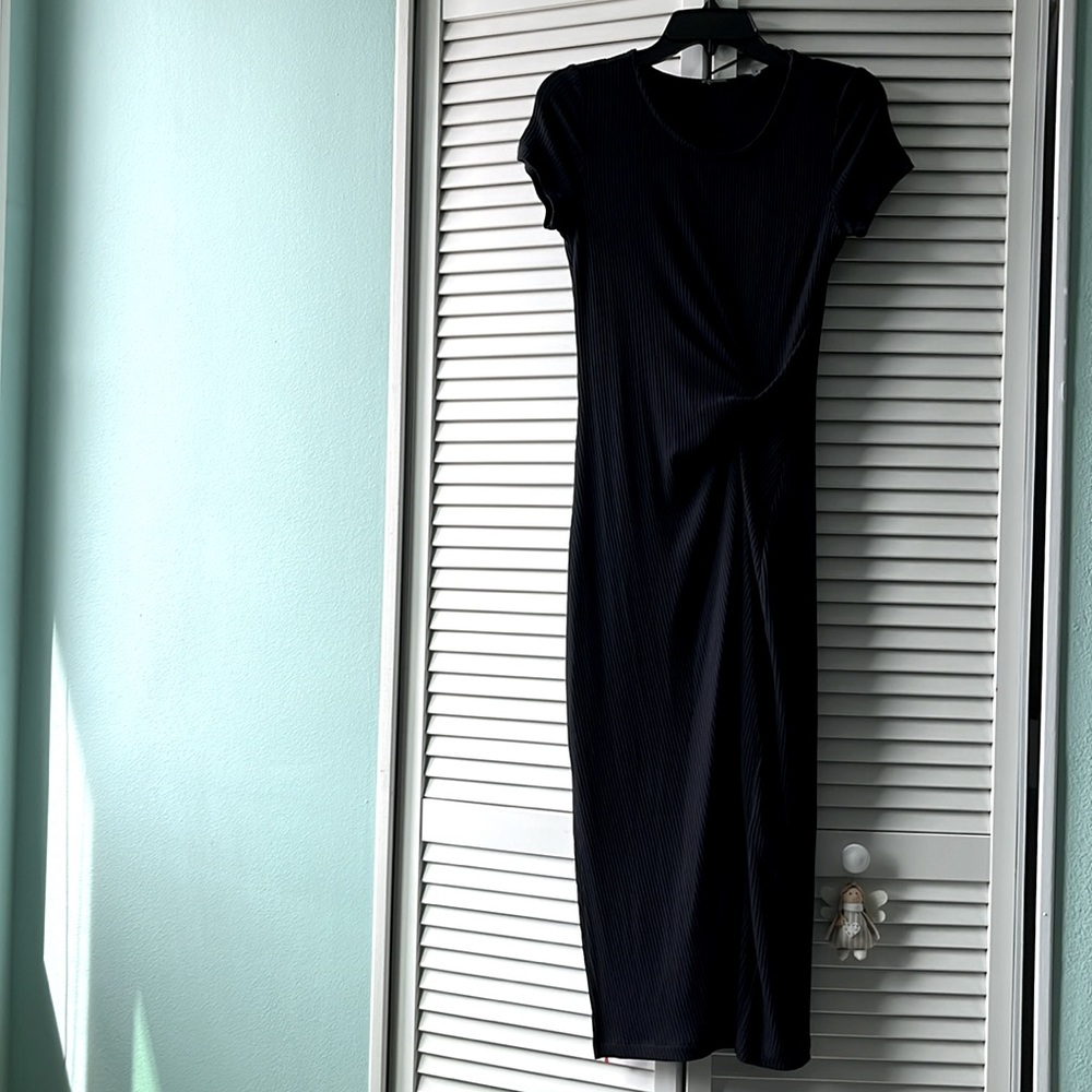 NWT TAHARI ribbed navy maxi dress size Small, side slip